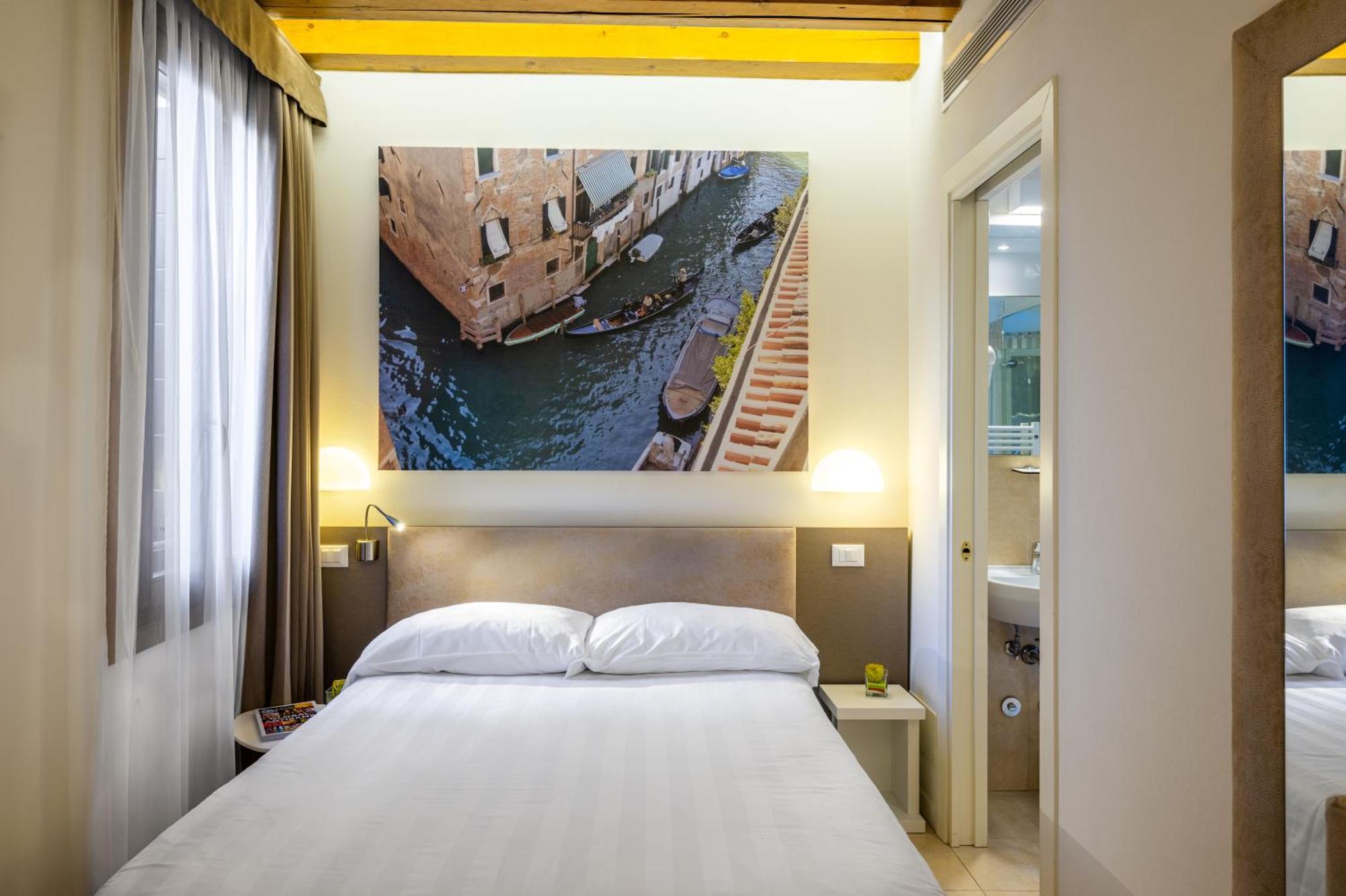 Leone Hotel Venice Exterior photo