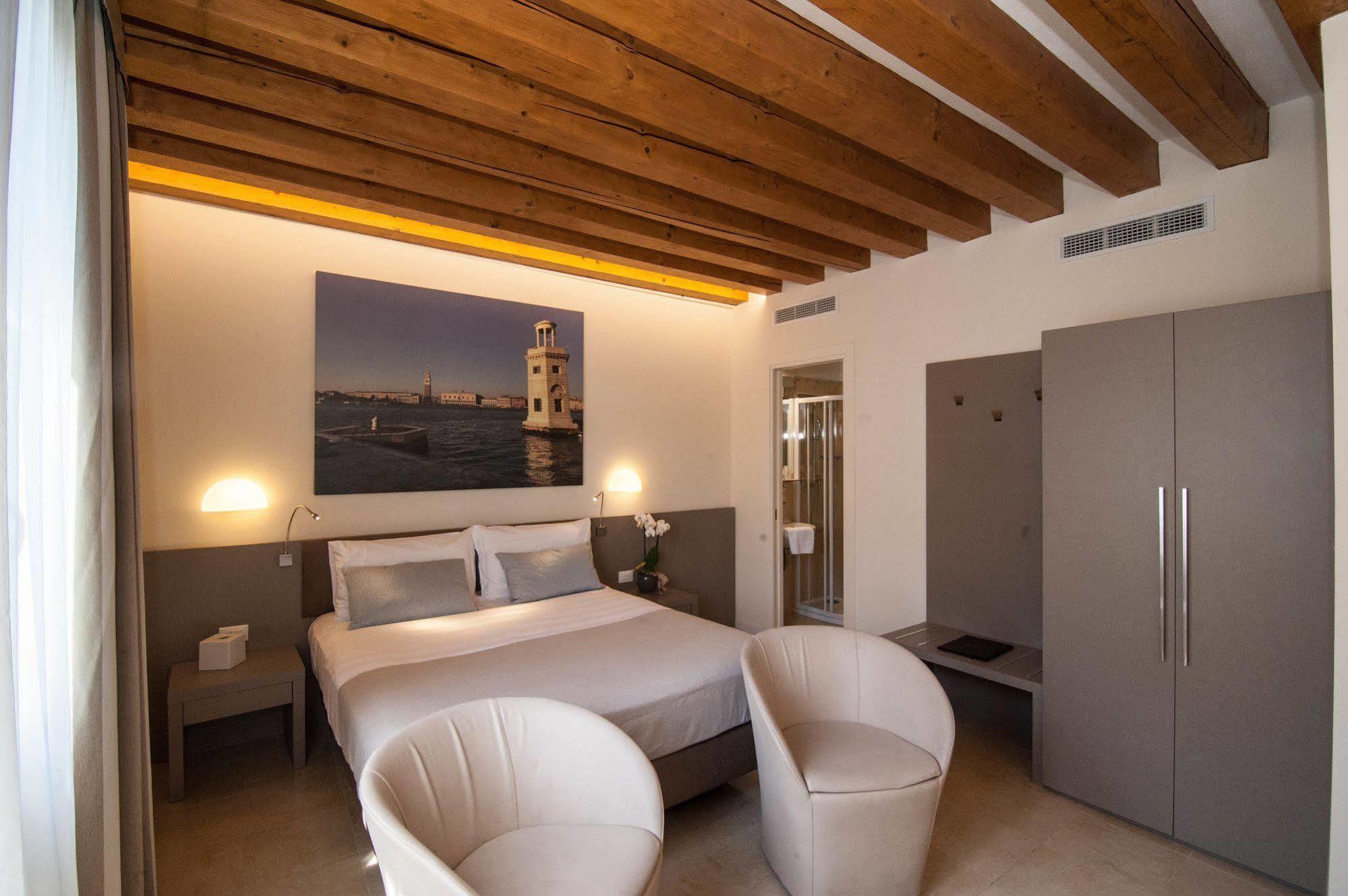 Leone Hotel Venice Exterior photo